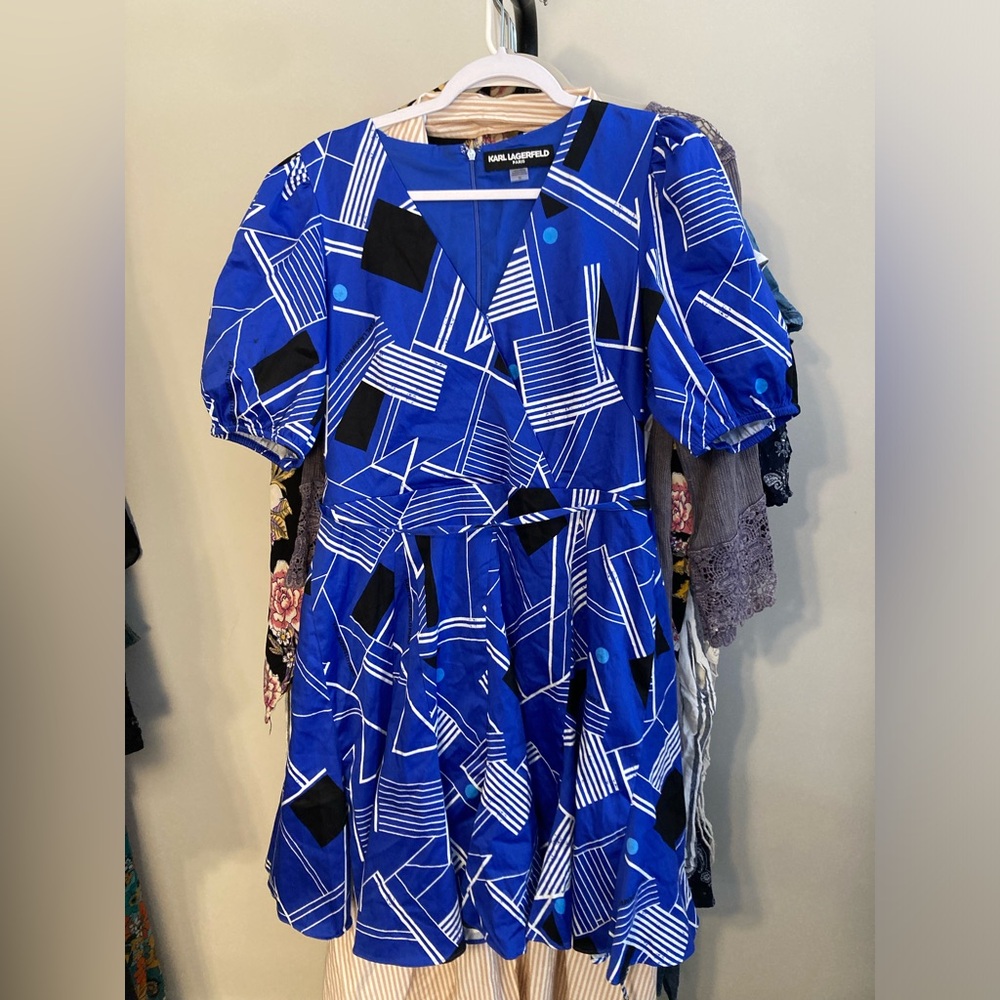 Karl Lagerfeld Paris Geometric Print Wrap Mini Dress Royal Blue Womens Size 12 - Picture 6 of 9
